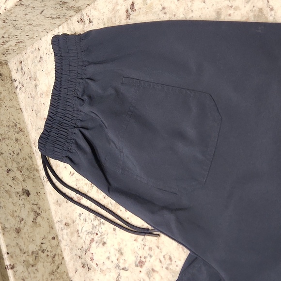 Old Navy High Waisted StretchTech Quick Dry Cargo Jogger Pants Navy Blue Size M - Picture 2 of 16